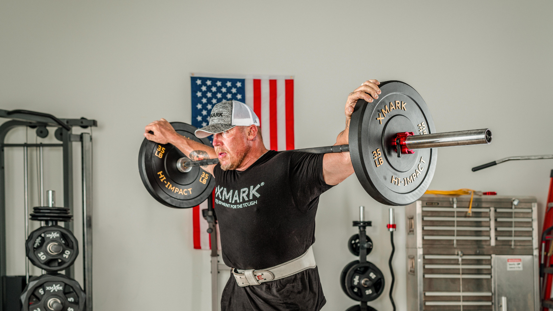 Olympic Barbell vs. Standard Barbell: Choosing the Right One