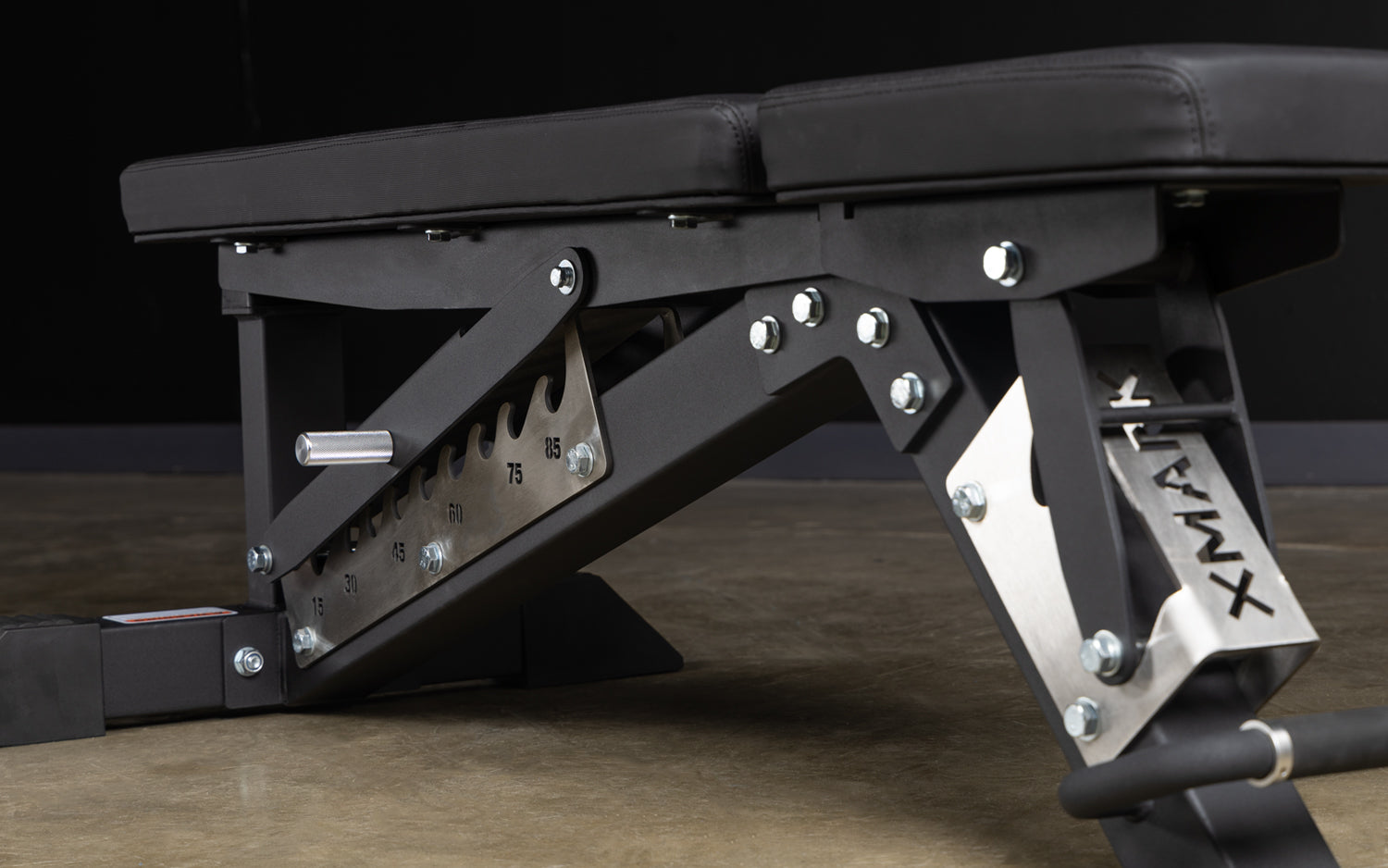 Black Hawk Commercial Adjustable Weight Bench (Pre-assembled) – XMARK