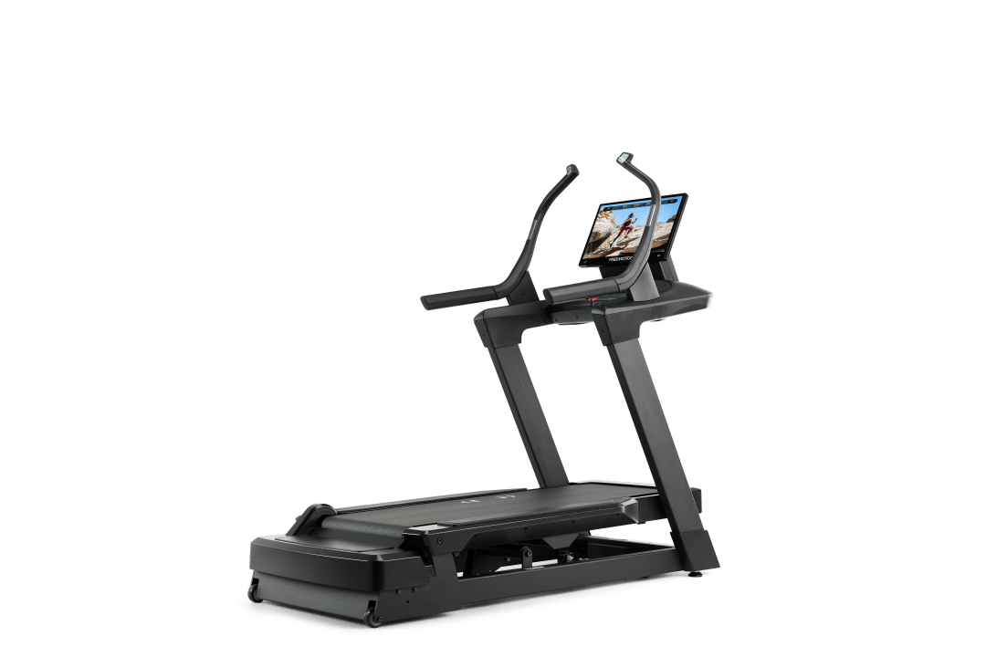 Freemotion i24 Incline Trainer